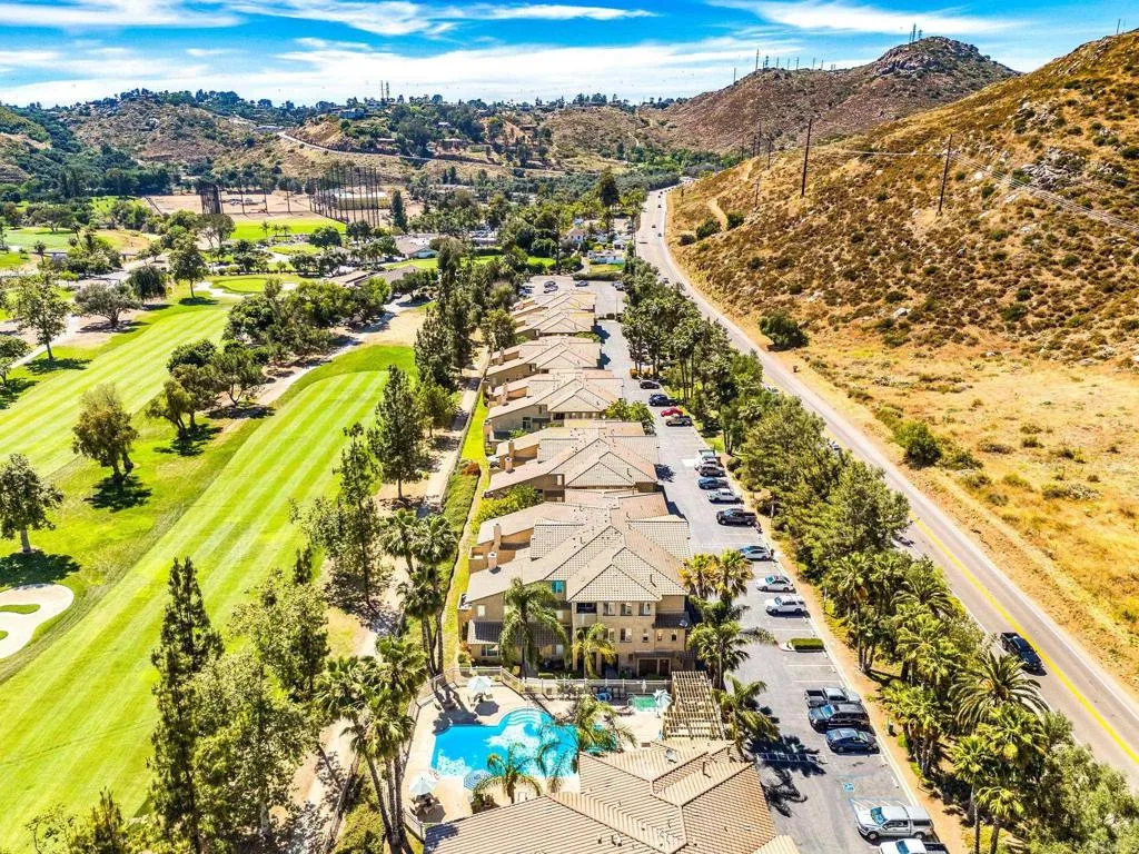https://cdn.realtyfeed.com/cdn/127/306782289/8e4730a0aeb5bc2cf53ea0d8aca14235.webp
