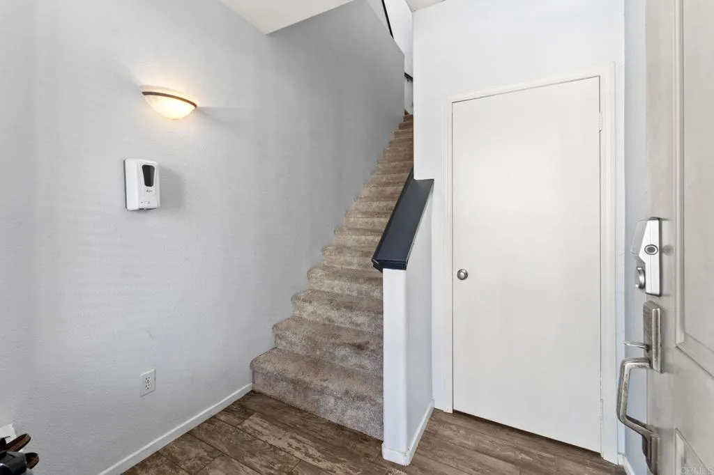 https://cdn.realtyfeed.com/cdn/127/306782289/ed6ef47fe96ac28be0368fd7a1e56984.webp