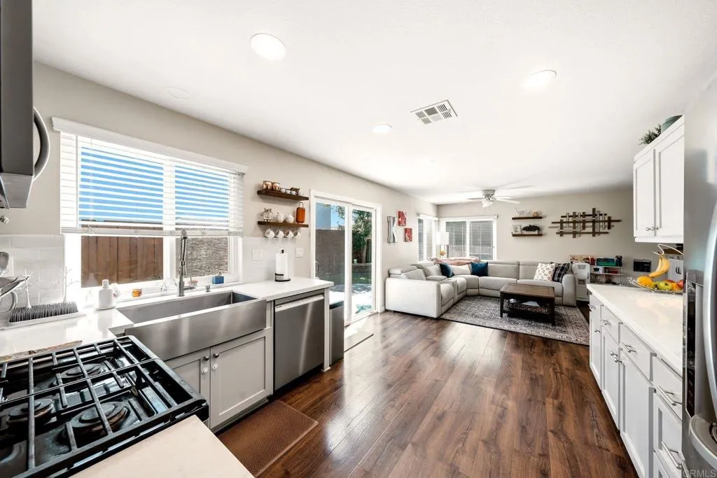 https://cdn.realtyfeed.com/cdn/127/306782362/4bc36c3889dd541d0a51817a13b718ae.webp
