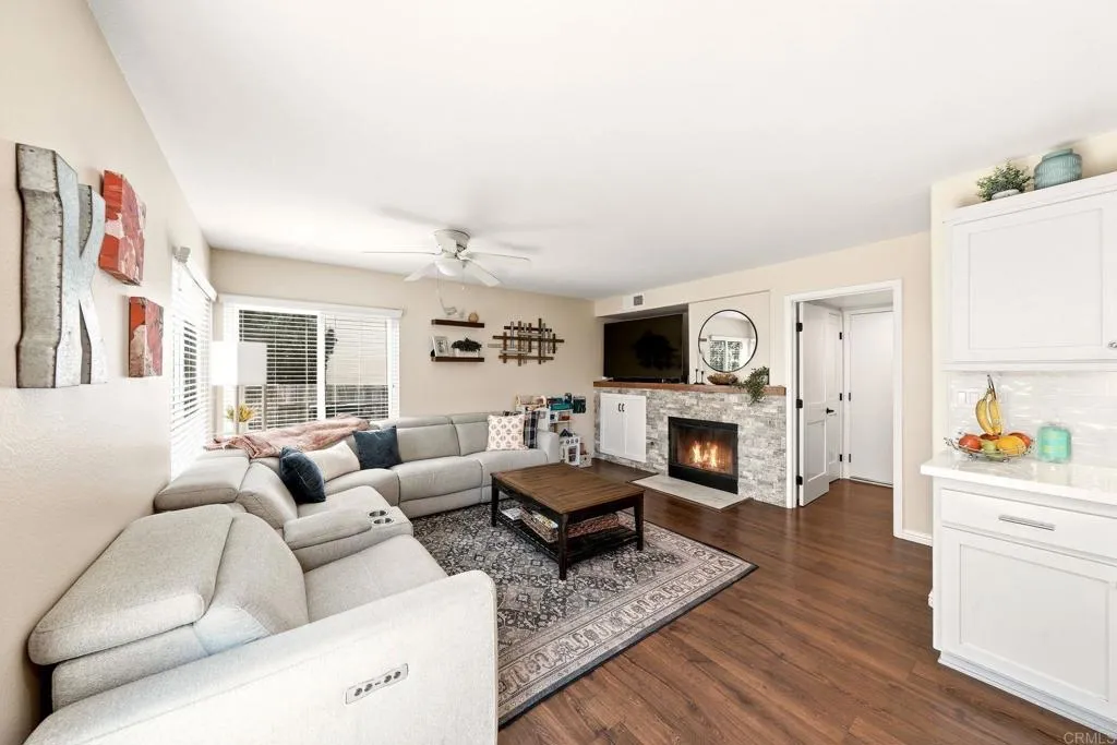 https://cdn.realtyfeed.com/cdn/127/306782362/861163577894dca88f26d8d74f72a2d5.webp