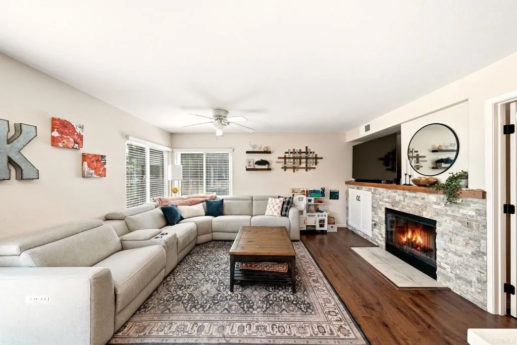 https://cdn.realtyfeed.com/cdn/127/306782362/952e3956984e4e31961d45d09c974507.webp