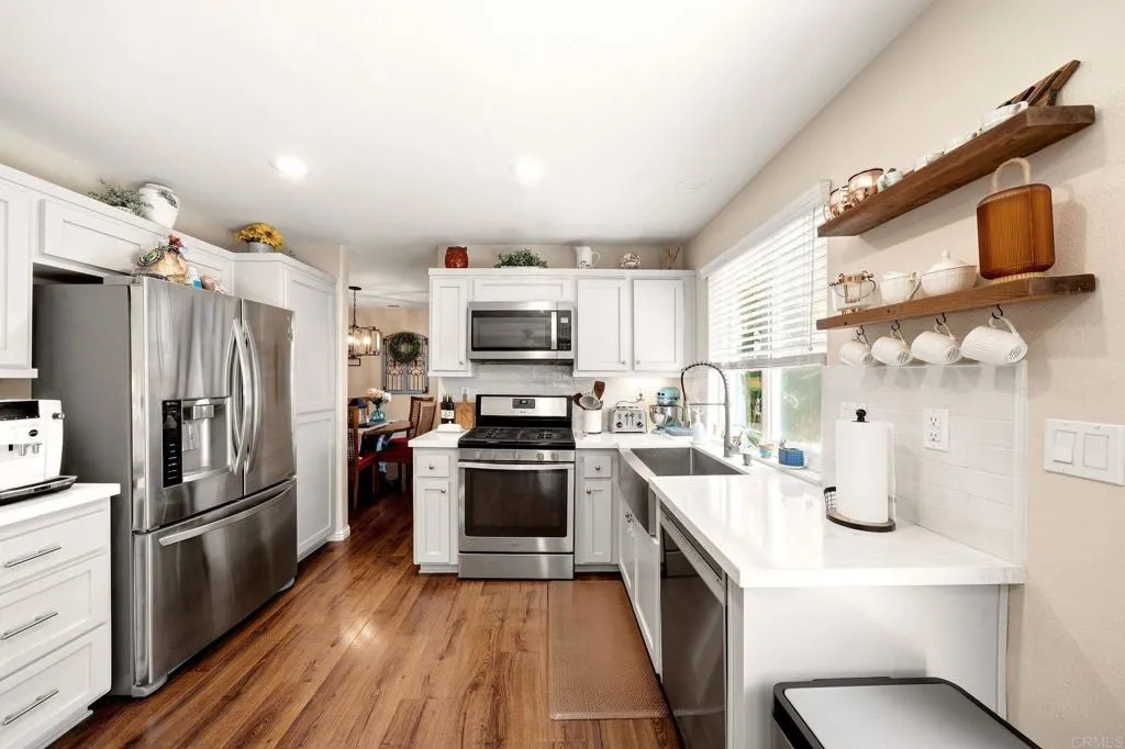 https://cdn.realtyfeed.com/cdn/127/306782362/a8b2eeed3336572bcc4d734569c44b13.webp