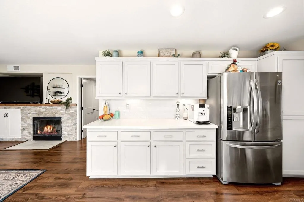 https://cdn.realtyfeed.com/cdn/127/306782362/b6344f8e39780206f4900f363a9cdafd.webp