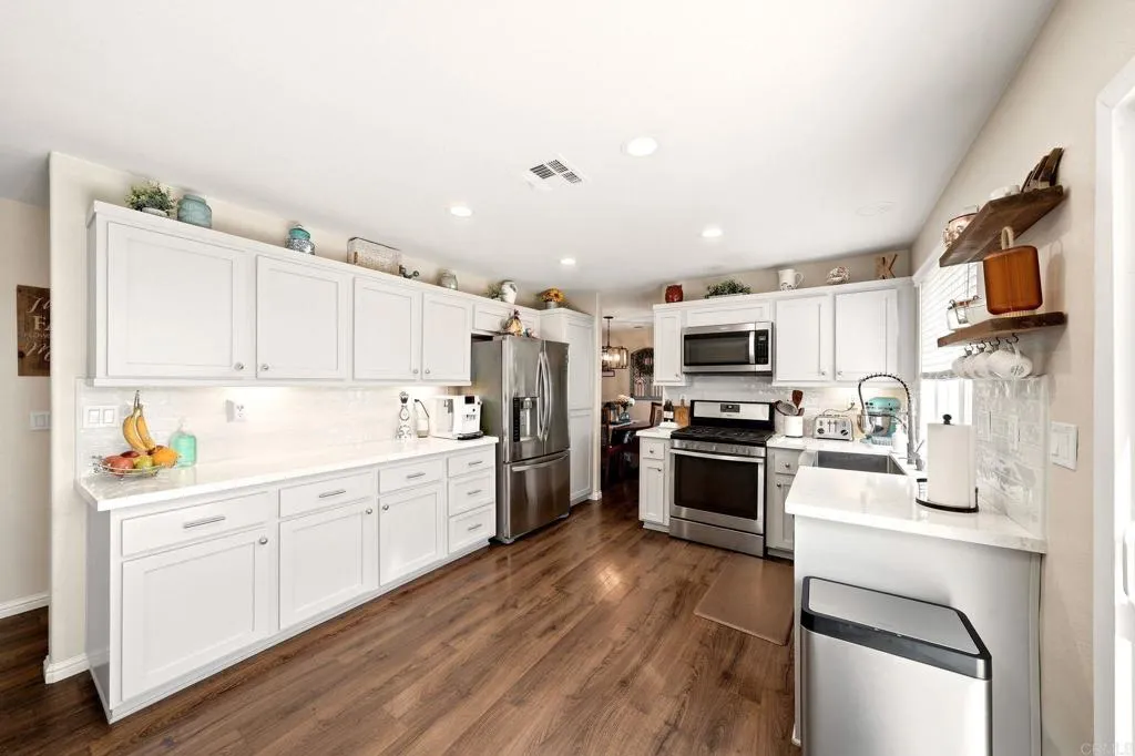 https://cdn.realtyfeed.com/cdn/127/306782362/f4355a64d7ea7d57ffcc2f0eb2a23648.webp