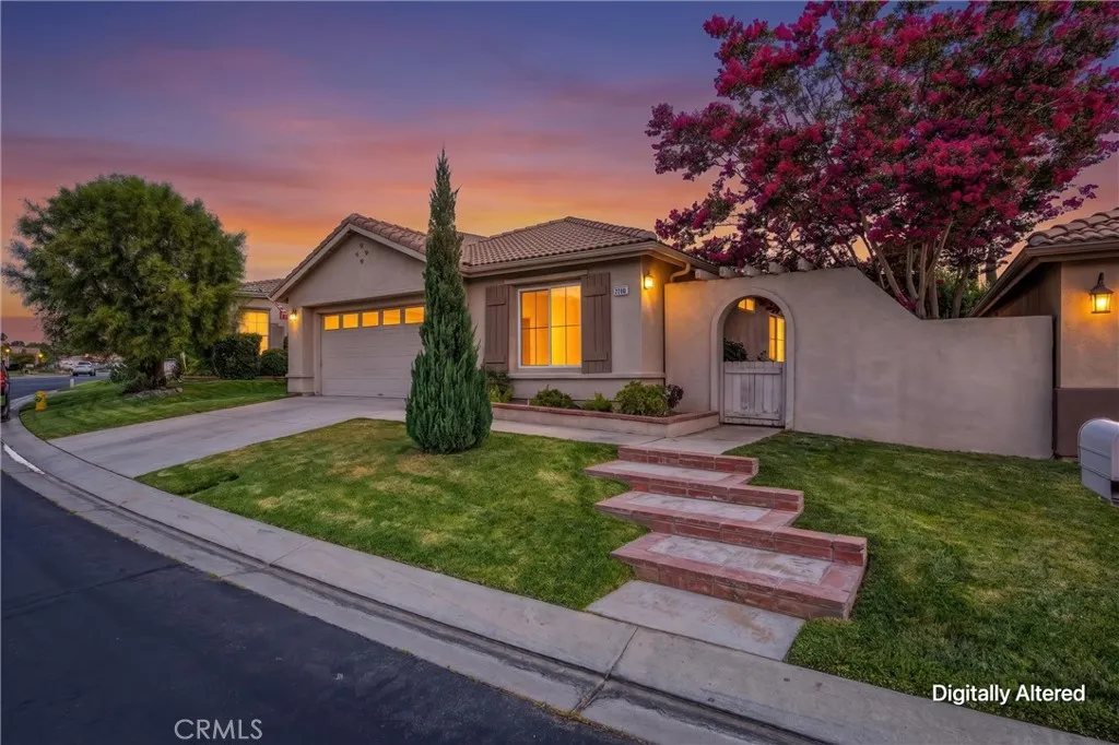 Banning, CA 92220
