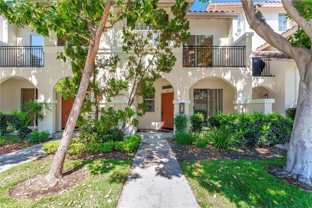 Irvine, CA 92618