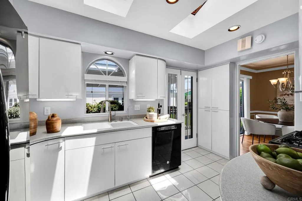 https://cdn.realtyfeed.com/cdn/127/306782382/2d544049301c52cfd82e5b62ce4c1225.webp