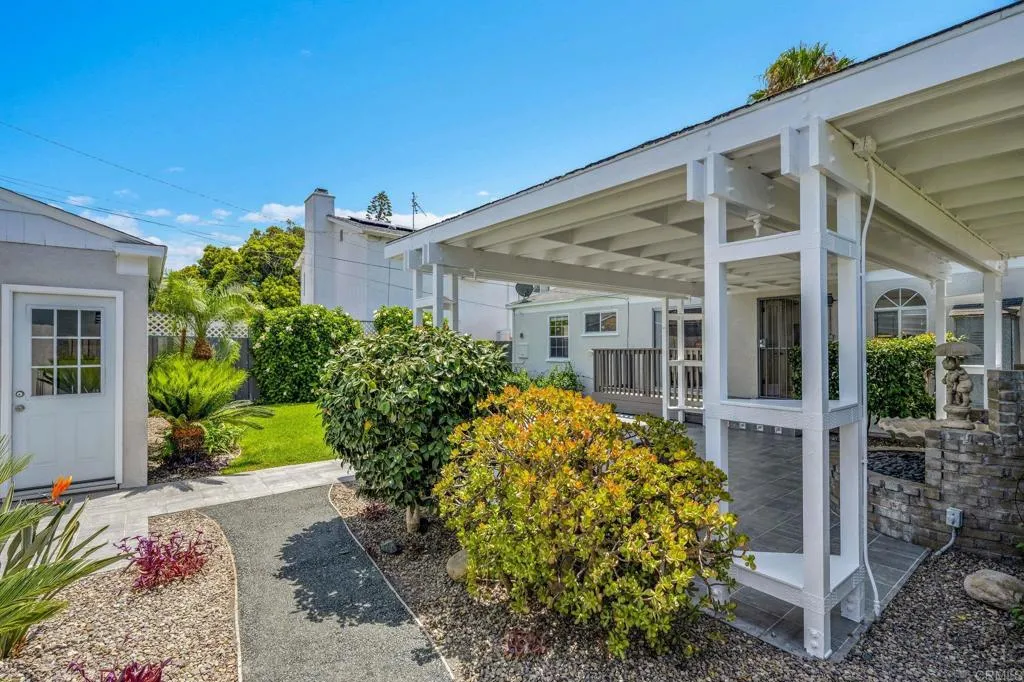 https://cdn.realtyfeed.com/cdn/127/306782382/5cad502eaab98303305f45dceb9f2d03.webp