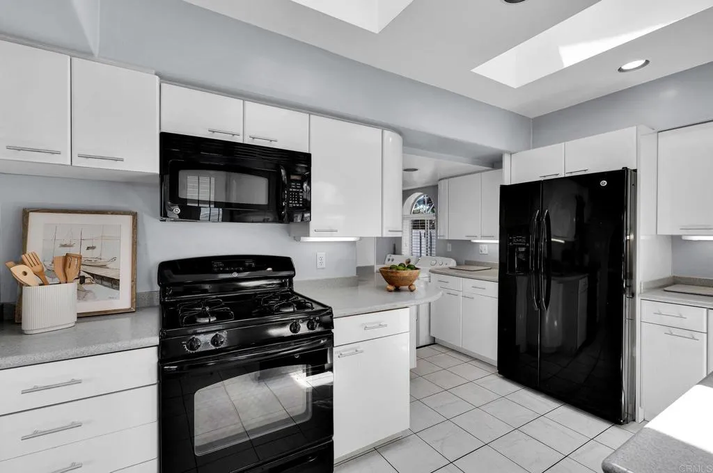 https://cdn.realtyfeed.com/cdn/127/306782382/be4cb05cb1051bcce4e8b19cdebecdc5.webp