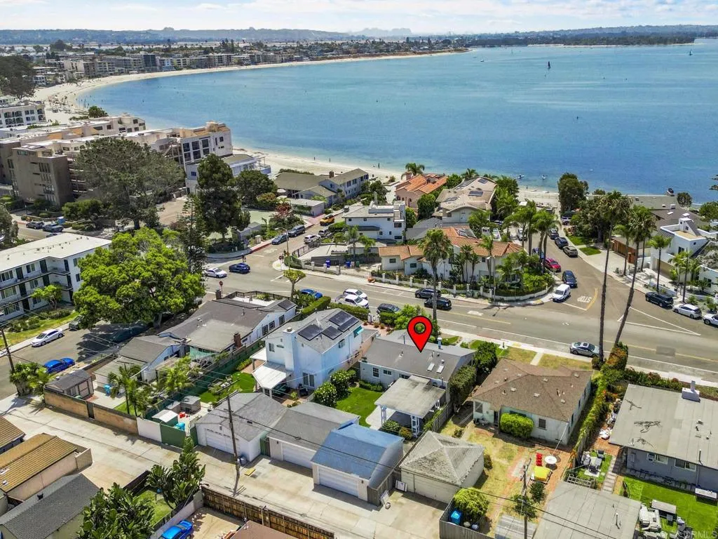 https://cdn.realtyfeed.com/cdn/127/306782382/c3d3522b09004afa840f8158c4707cb7.webp