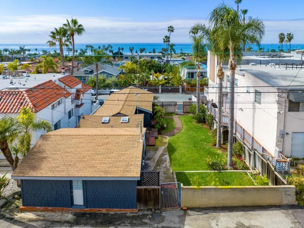 2121 Montgomery, Cardiff by the Sea, CA 92007 - Main photo, Cardiff By The Sea, CA