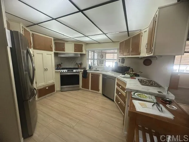 https://cdn.realtyfeed.com/cdn/127/306782407/c2b8da84d41cef8c0f7c2d268402e4ed.webp
