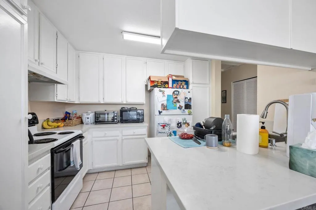 https://cdn.realtyfeed.com/cdn/127/306782409/445c18b4022ee01acce2e47b50fef393.webp