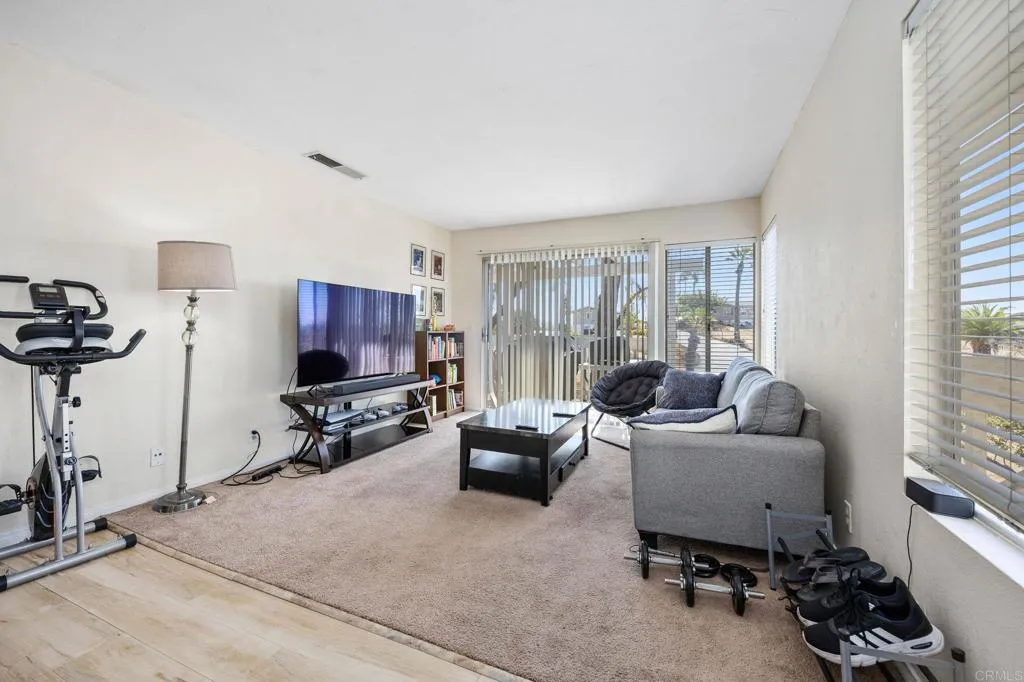 https://cdn.realtyfeed.com/cdn/127/306782409/a68b1963fc76a02d5d138a165f38db46.webp