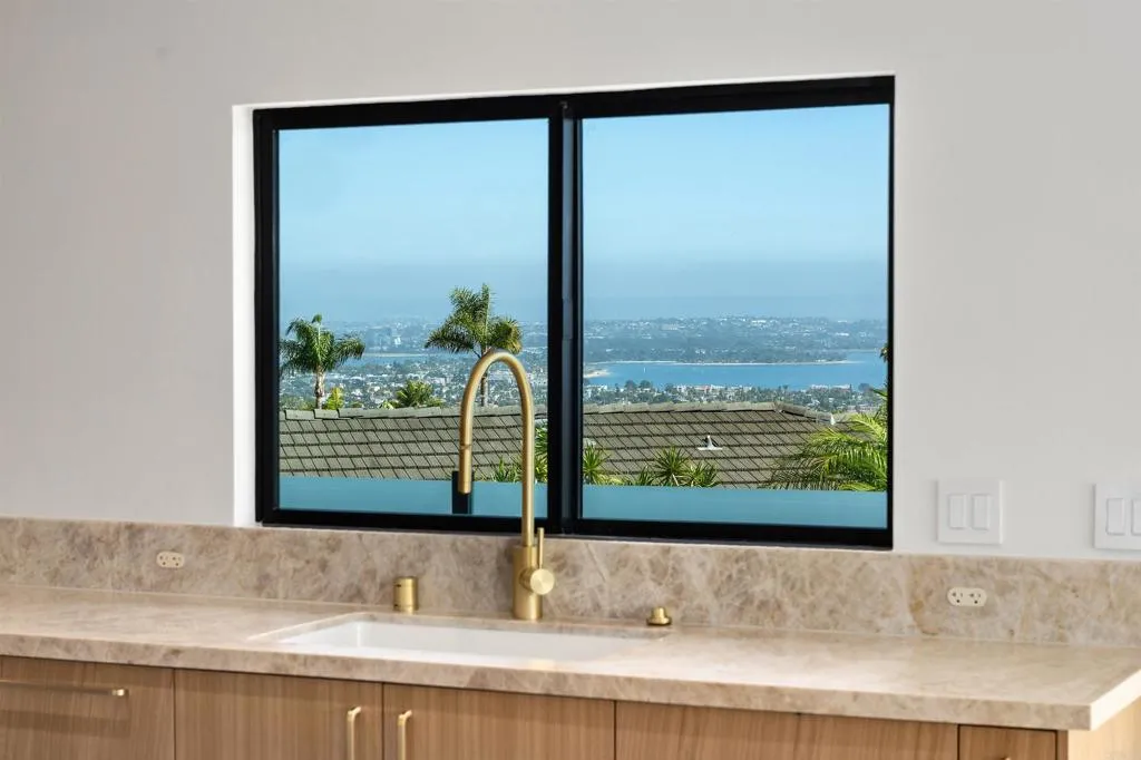 https://cdn.realtyfeed.com/cdn/127/306782421/41774fab34b93ebe268492884b89ae6d.webp