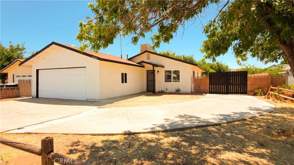 Lancaster, CA 93535