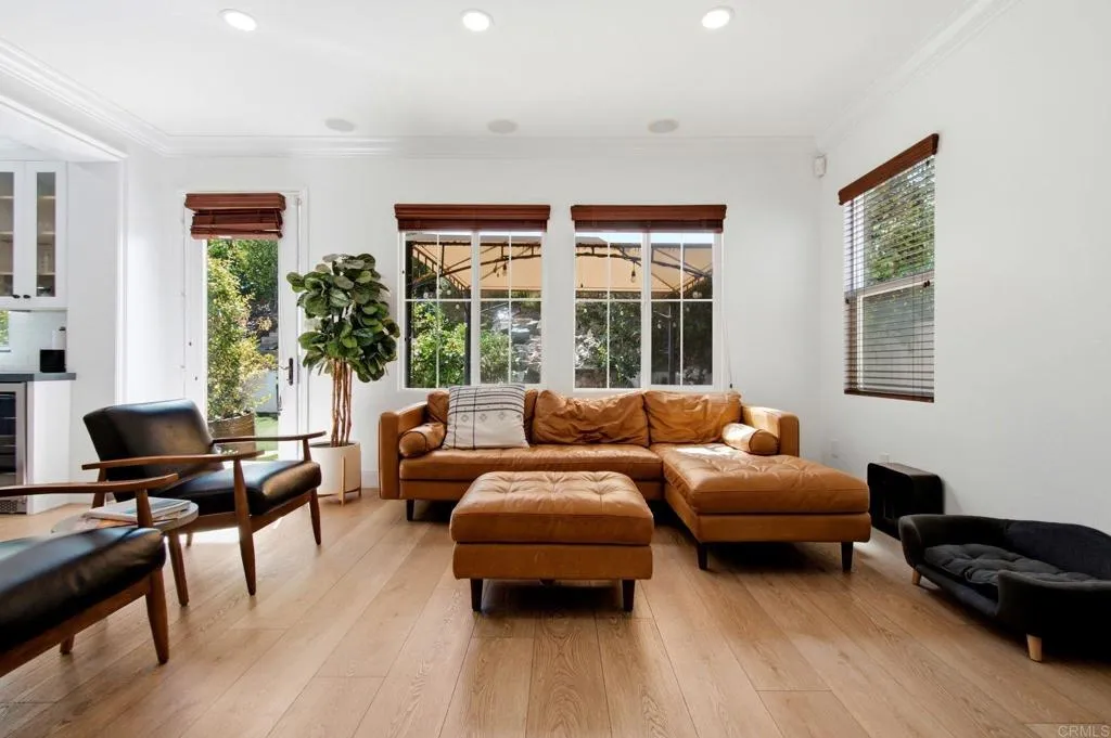 https://cdn.realtyfeed.com/cdn/127/306782477/27f1c0988d31303dd27c6259cc114e24.webp