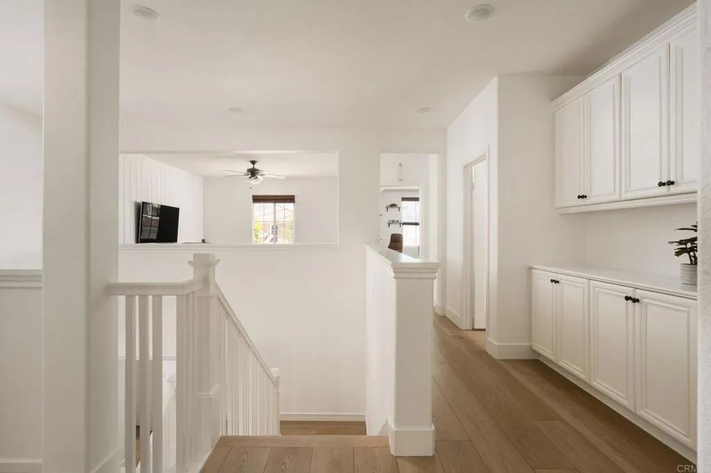 https://cdn.realtyfeed.com/cdn/127/306782477/6acc8c2da9a69eb76309924be083bba4.webp