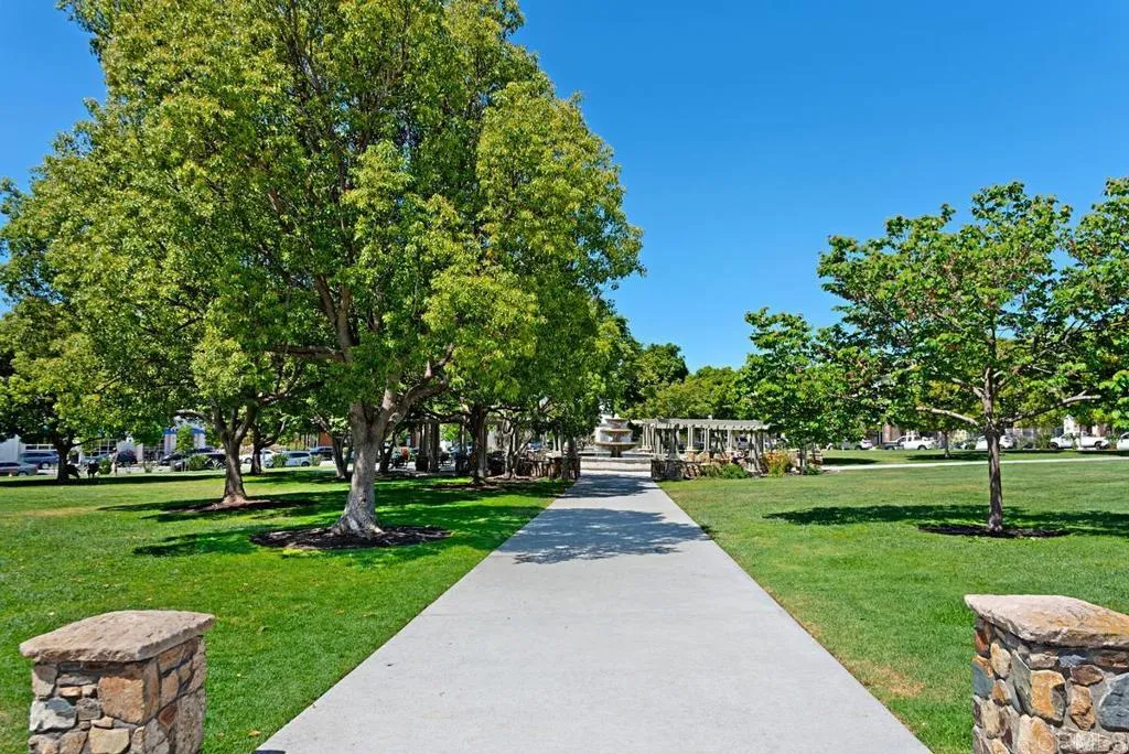 https://cdn.realtyfeed.com/cdn/127/306782477/84d4ff24e4c23a03b069d33c7c481d76.webp