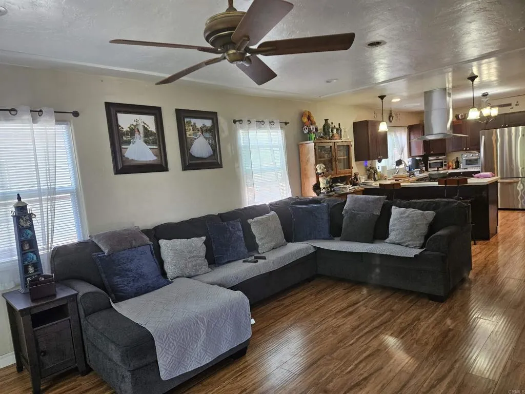 222 Los Alamos, San Diego, CA 92114 - Photo 2 of 8, San Diego, CA