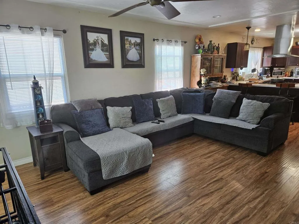 https://cdn.realtyfeed.com/cdn/127/306782503/a97983702909ba739ffef95345631d42.webp