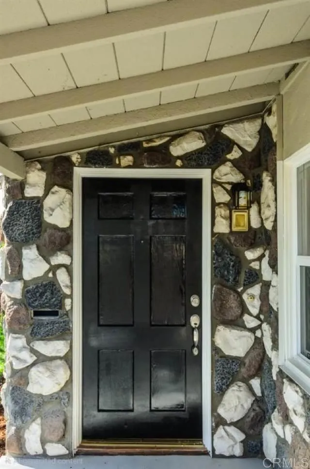 https://cdn.realtyfeed.com/cdn/127/306782503/fbebfda71d6d2a085564710ed92482ed.webp