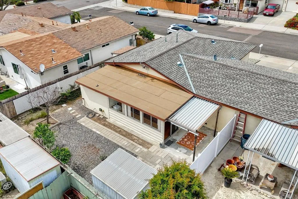 https://cdn.realtyfeed.com/cdn/127/306782507/33a977fbebb9aaafecd360aec6c7246c.webp