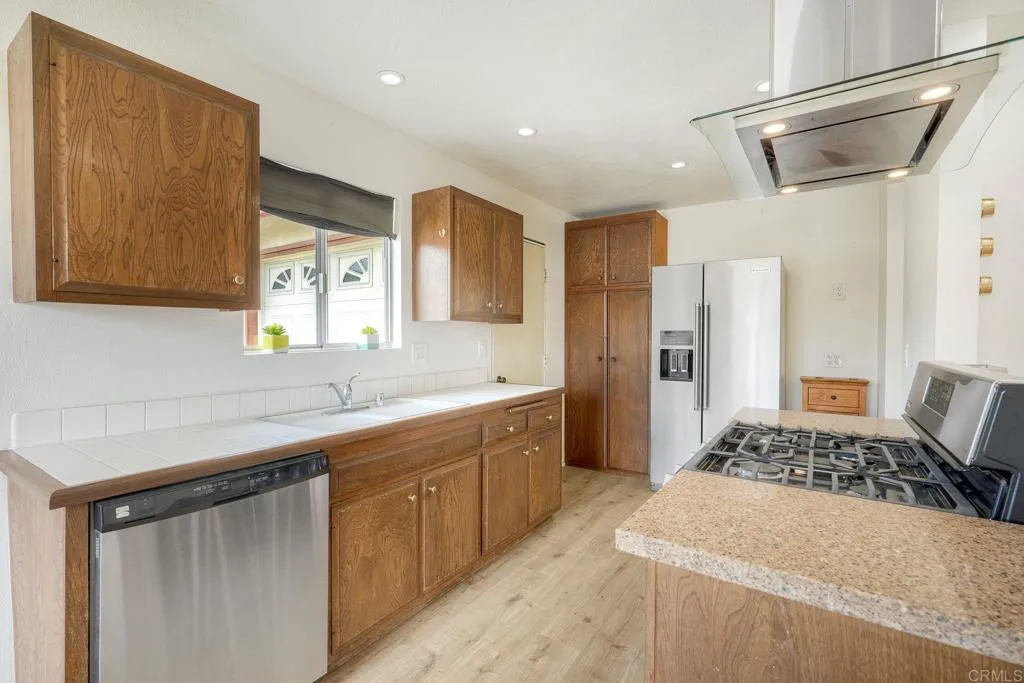 https://cdn.realtyfeed.com/cdn/127/306782507/39540a539c3cf62aa495780a9392f20c.webp