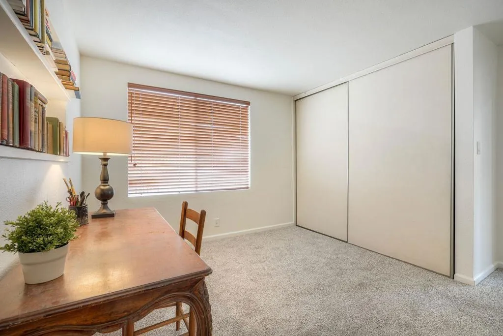 https://cdn.realtyfeed.com/cdn/127/306782507/3eb4779960fa991db44373187887ff8f.webp