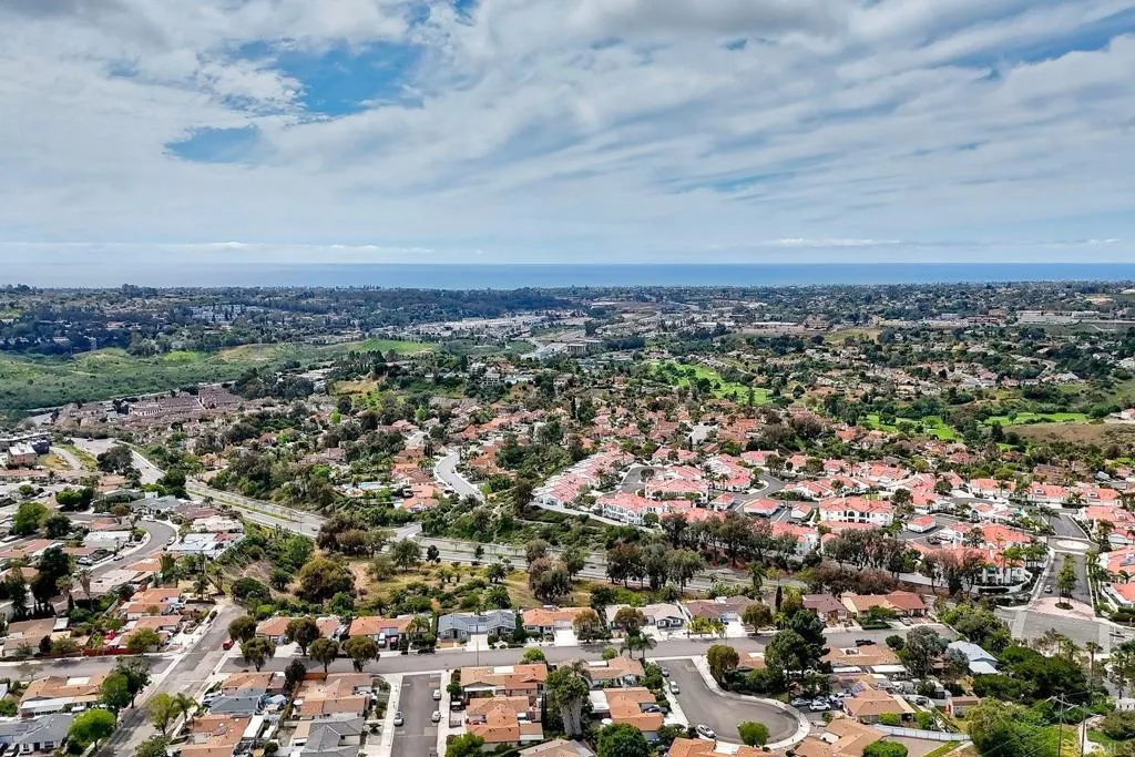 https://cdn.realtyfeed.com/cdn/127/306782507/dd570b5e6b0703d72b31552193a2ee85.webp