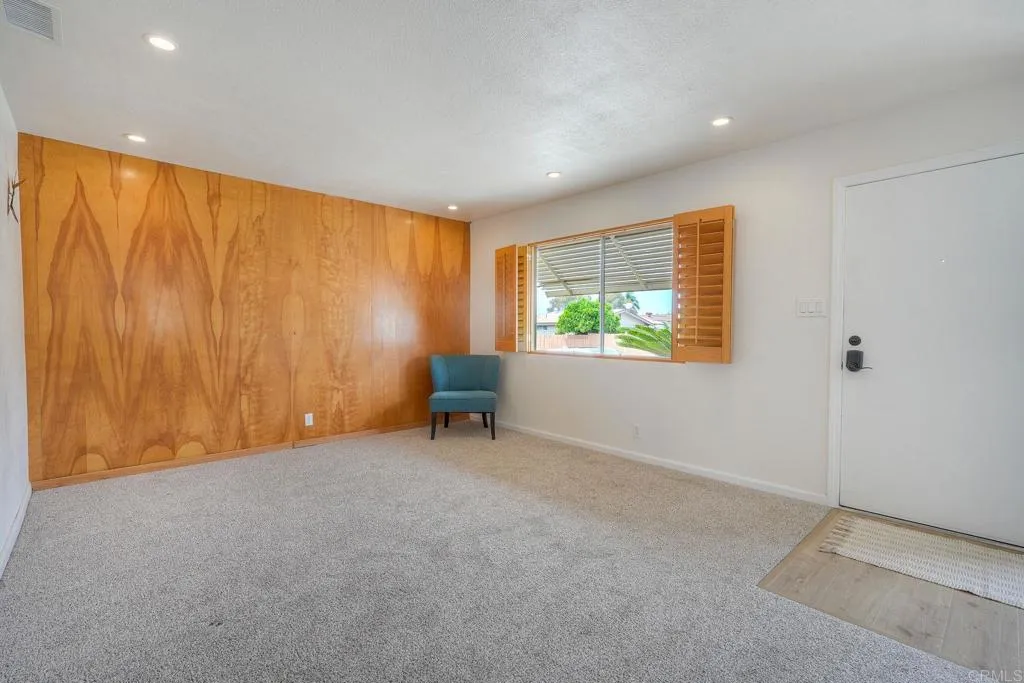 https://cdn.realtyfeed.com/cdn/127/306782507/de82c79f9820756fe10523da8febb111.webp