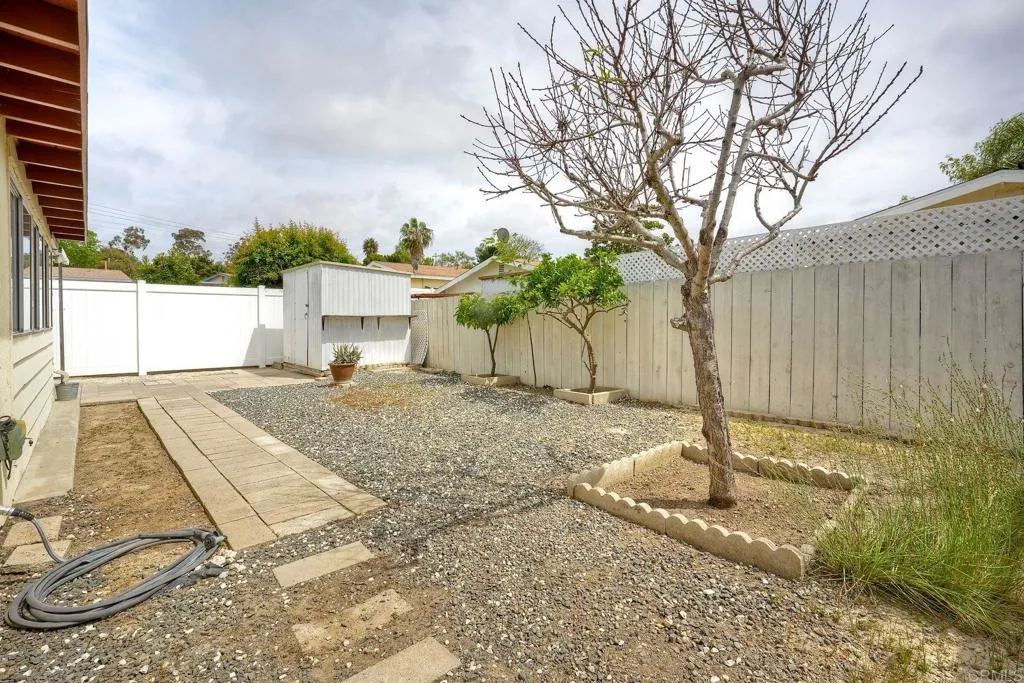 https://cdn.realtyfeed.com/cdn/127/306782507/ea27689451d94169e90a09b5433e8ab1.webp