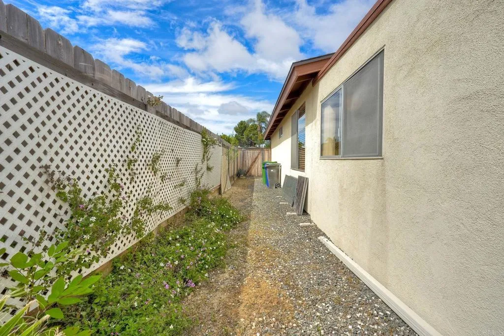https://cdn.realtyfeed.com/cdn/127/306782507/eba2672b68fb9dc1d1fac010d4dabe22.webp