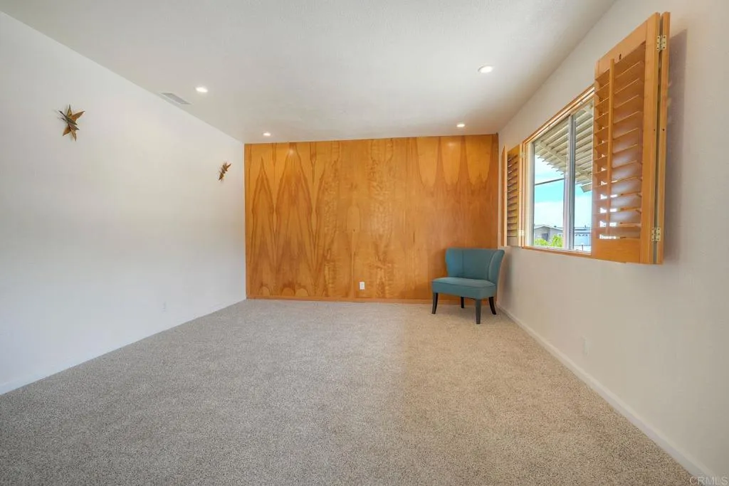 https://cdn.realtyfeed.com/cdn/127/306782507/f1240c2264e0ee29e8b7be5f5aa4ddcd.webp