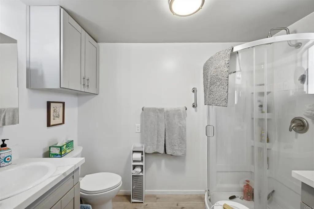 https://cdn.realtyfeed.com/cdn/127/306782526/52d03309a722ead8b8b754ea1daf71c0.webp