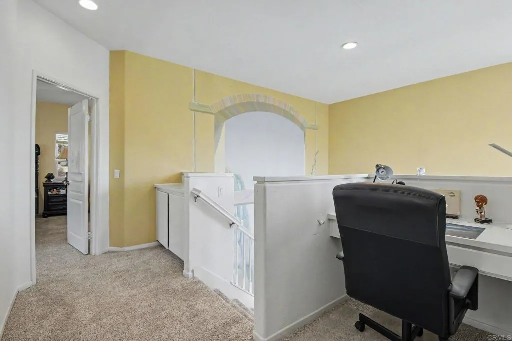 https://cdn.realtyfeed.com/cdn/127/306782543/a51ea45dffe2e9620d991e25666ed764.webp