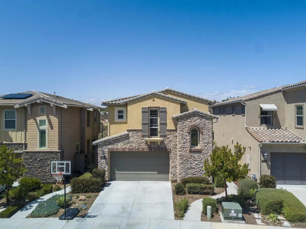 3022 Villeta Avenue, Carlsbad, CA 92010 - Main photo, Carlsbad, CA