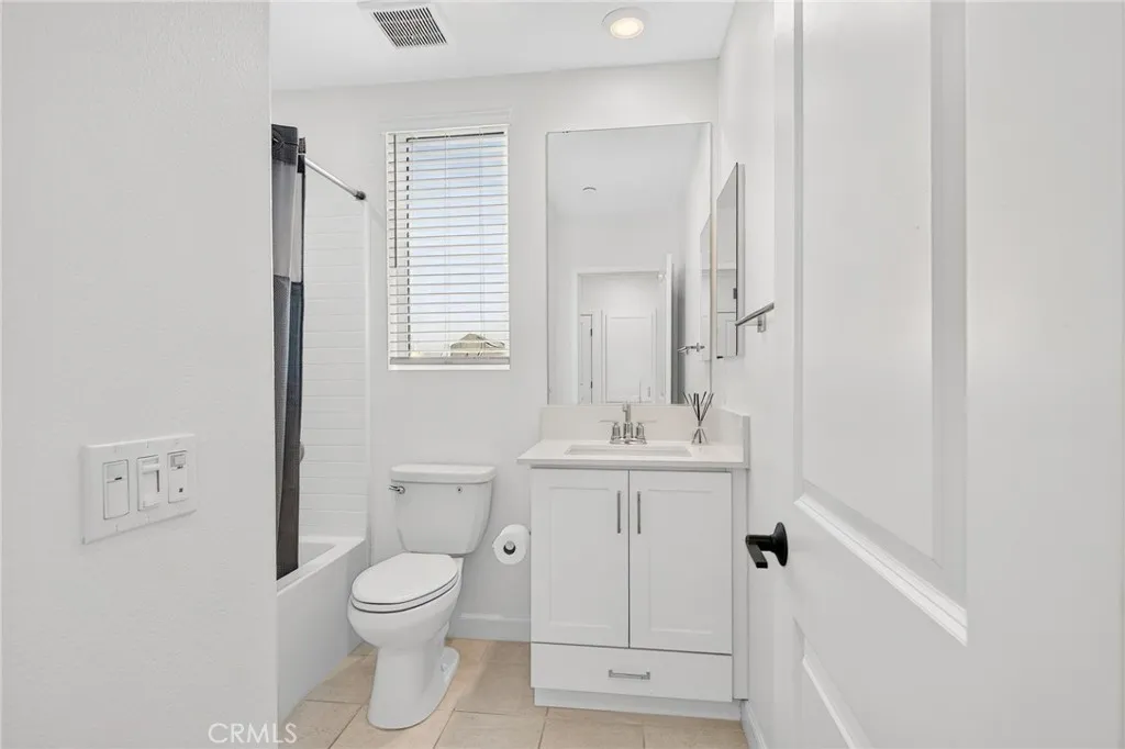 https://cdn.realtyfeed.com/cdn/127/306782625/d805a73075a2792946a7f0c563216b0c.webp