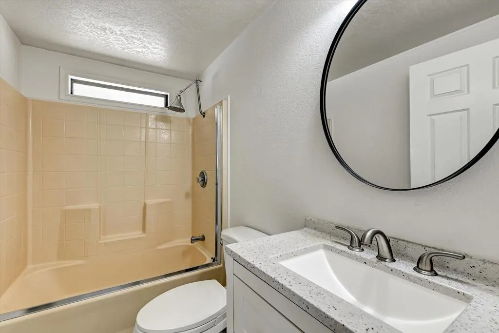 https://cdn.realtyfeed.com/cdn/127/306782627/2033dd84863a24e007d962c23057154a.webp