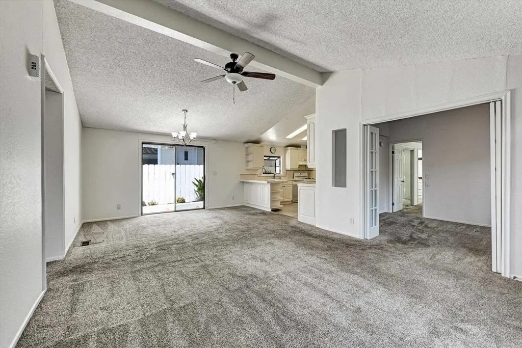 https://cdn.realtyfeed.com/cdn/127/306782627/52218cc35075dfdb5082a2bcd0b33ed7.webp