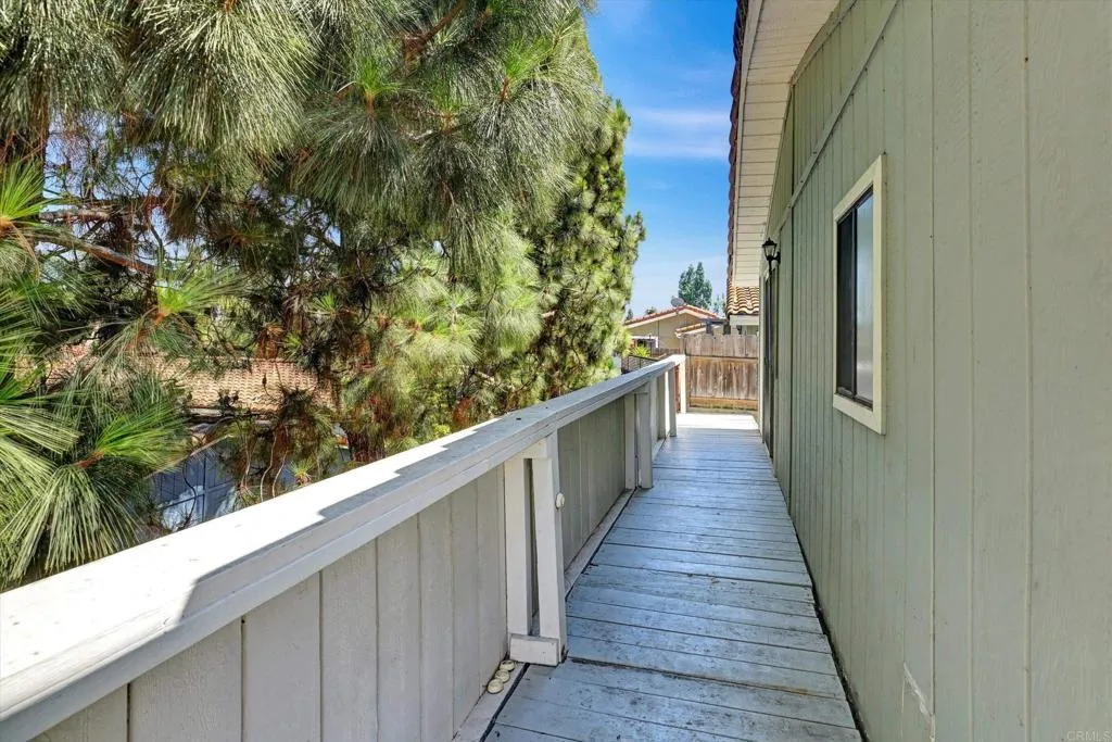 https://cdn.realtyfeed.com/cdn/127/306782627/5633b2d6c0c93bf5b66f61ee2b8a8d54.webp