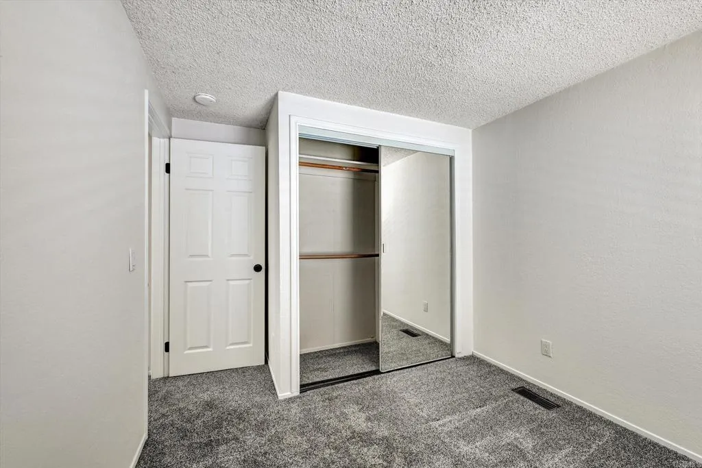 https://cdn.realtyfeed.com/cdn/127/306782627/71a0cf98ca47aebaeb19b080209e9625.webp