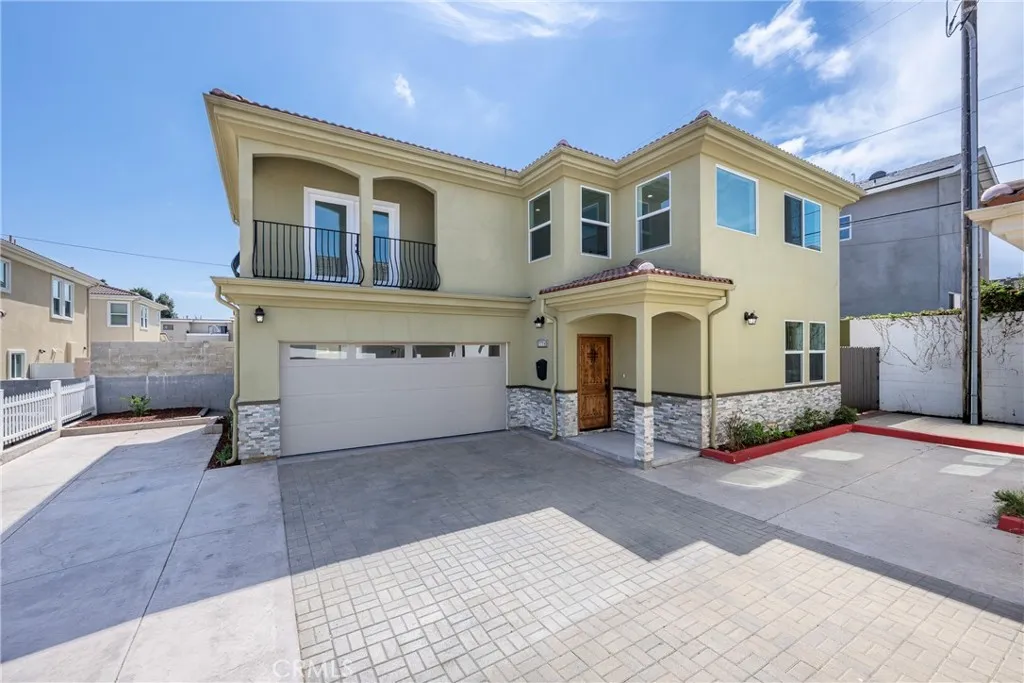 Huntington Beach, CA 92647
