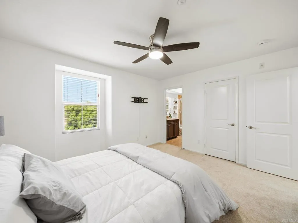 https://cdn.realtyfeed.com/cdn/127/306782632/368055caa4cc383effe0f4a14c522b88.webp