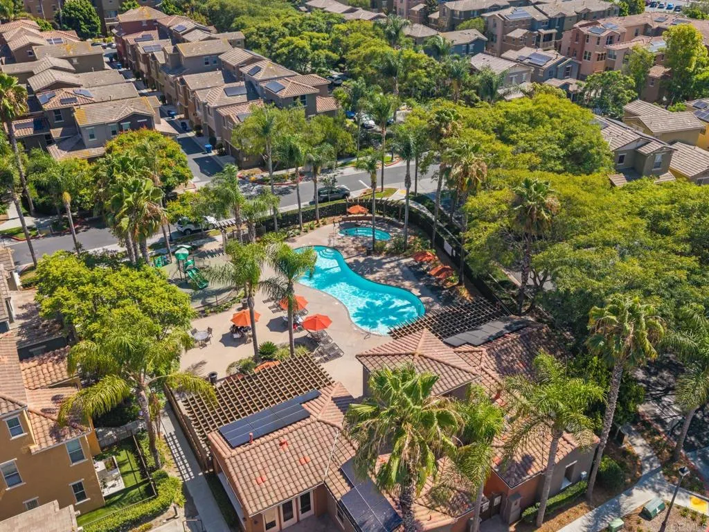 https://cdn.realtyfeed.com/cdn/127/306782632/517e296d222974b4debe6cf9634260fe.webp