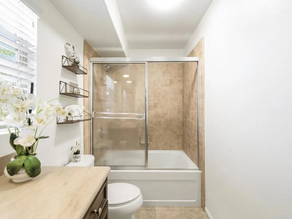 https://cdn.realtyfeed.com/cdn/127/306782632/6127ffcc3bd1561472d2a952ec17a262.webp