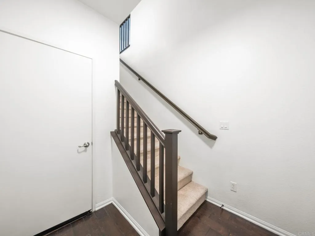 https://cdn.realtyfeed.com/cdn/127/306782632/9bd6f8a3ca9b52c17a0ee716f88c0788.webp