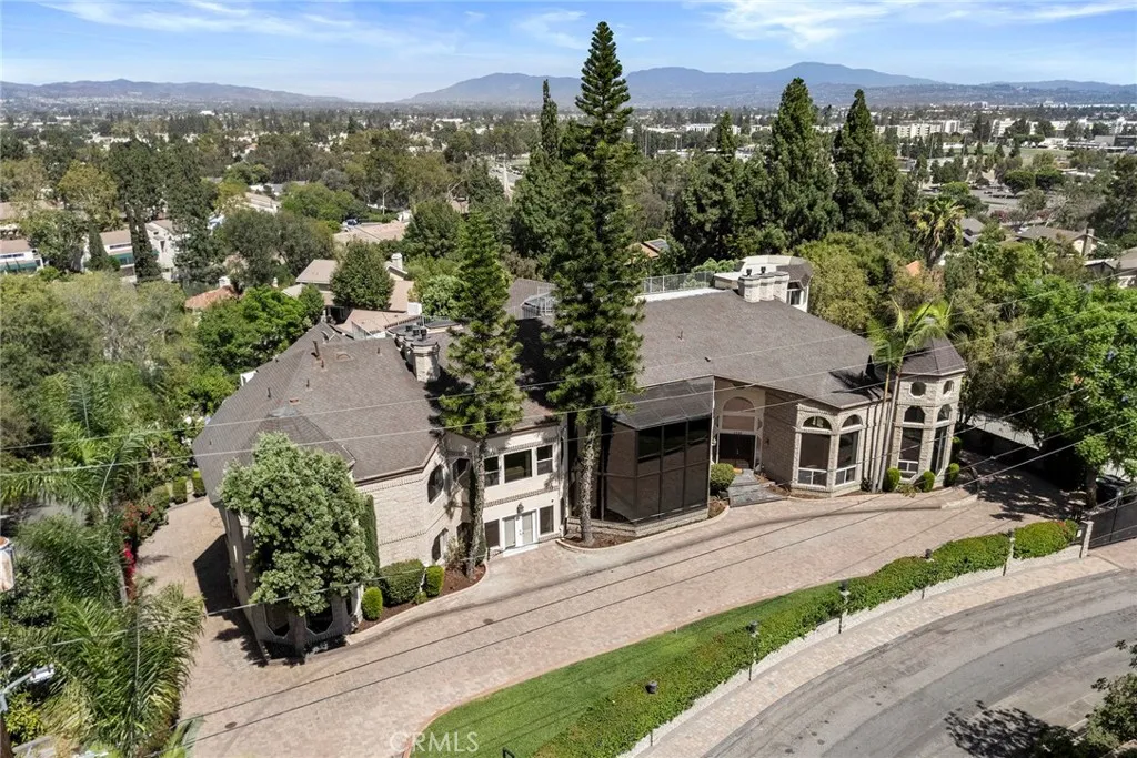 Fullerton, CA 92831