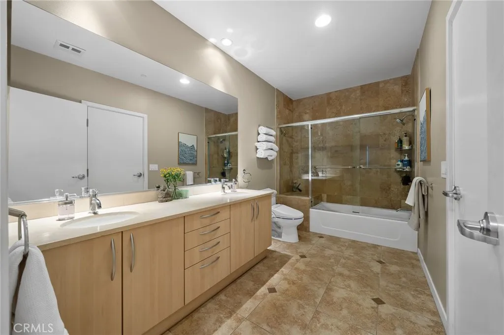 Photo #12: OC26168020 Listing: Photo #12