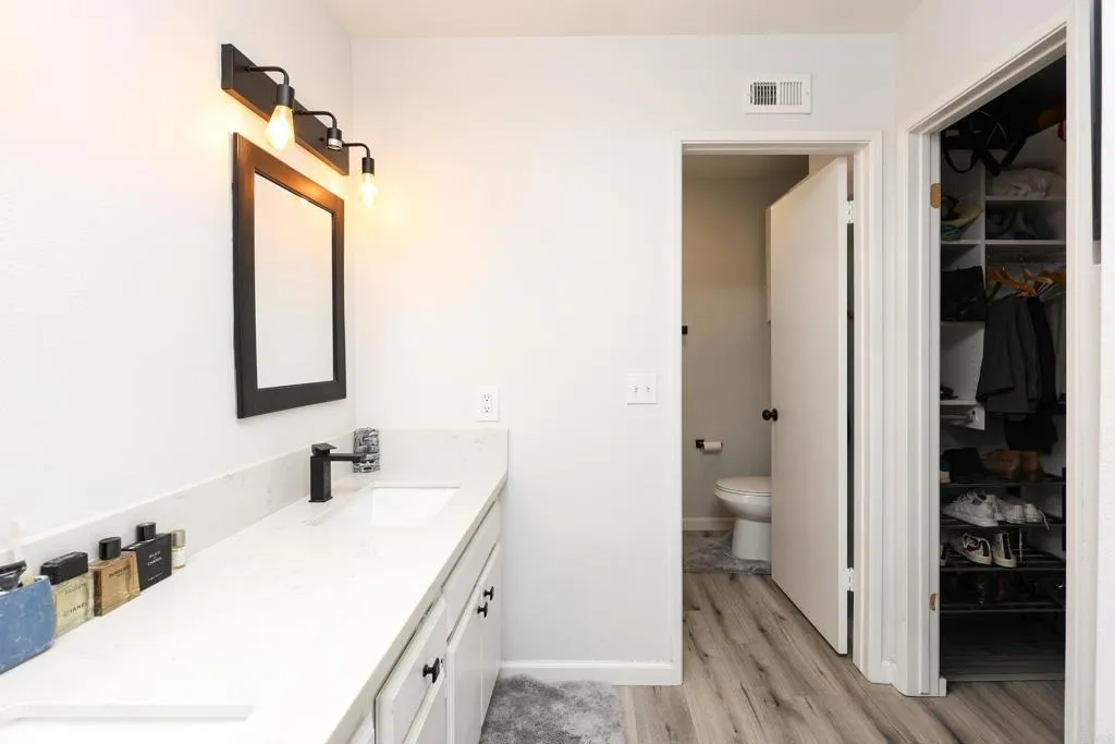 https://cdn.realtyfeed.com/cdn/127/306782659/570ed399f5338b86a9e8b2e5bc63d0d4.webp